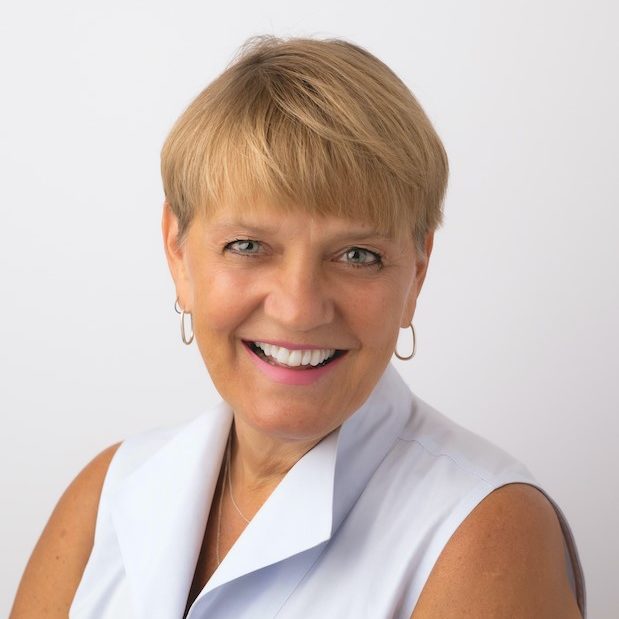 Headshot of Sandi Lindgren